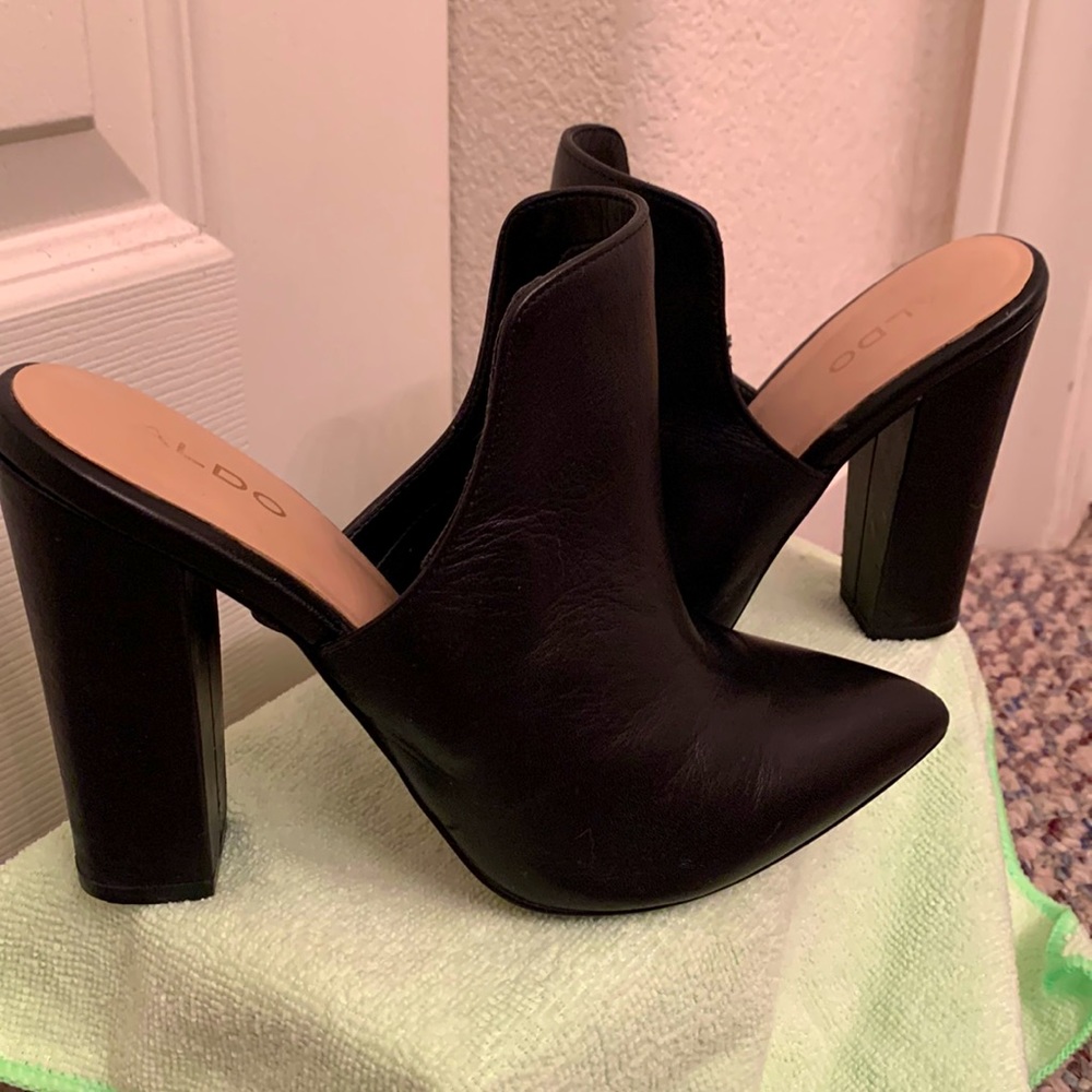 ALDO Chunky heel shoes, used a couple times! Like new !!